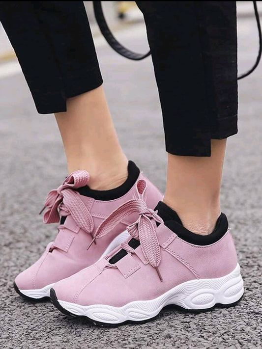 Chunky sole trainers