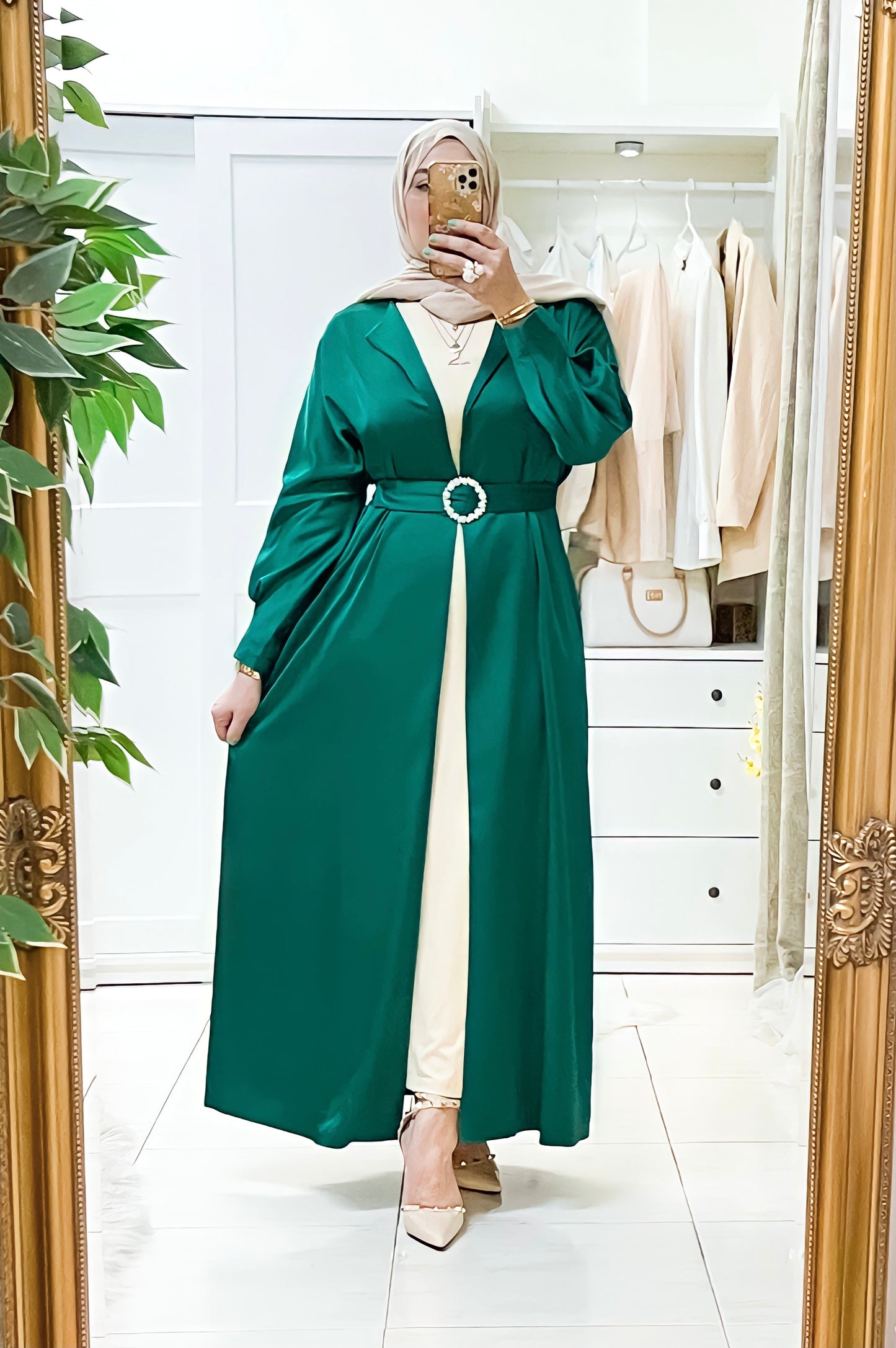 Elegant belted Abaya